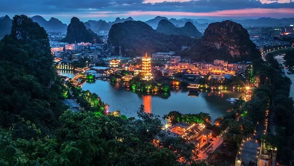 八桂大地，广西多彩播音稿掠影